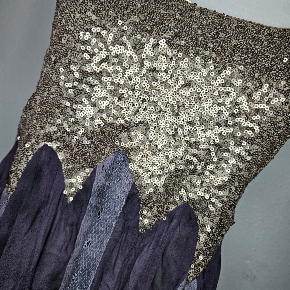 Gimmicks by BKE Gold Sequin Purple Lace Mixed Media Camisole Top - Picture 3 of 6